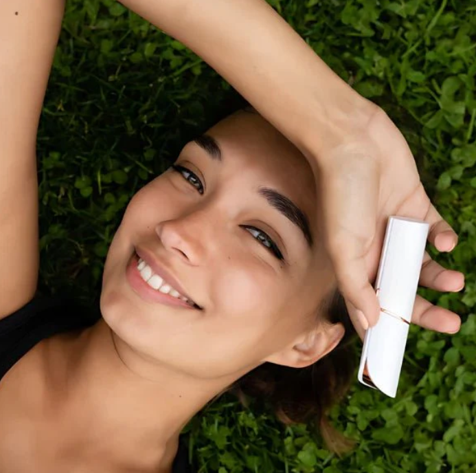 Depiladora de Precisión Facial