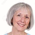 👵 <em>María, 62 años/  </em>Por fin leo sin cansancio. No necesito cambiar de anteojos cada vez que me acerco o alejo